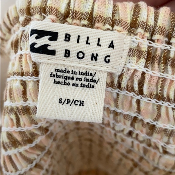 Cute summer billabong crop top! Never worn! - Picture 3 of 3